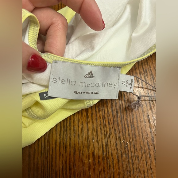 Adidas Stella Mccartney medium three-quarter sleeve. NWT. - Picture 5 of 5